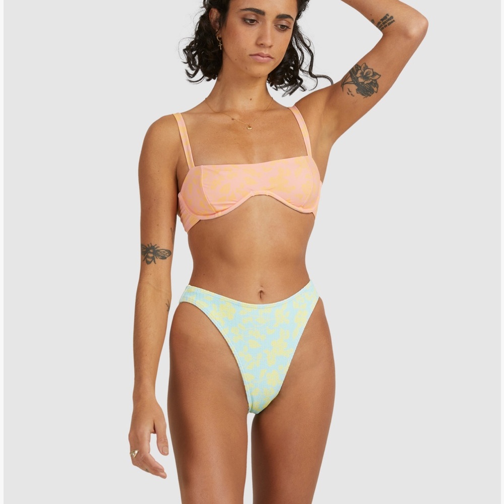 Billabongwomens orange and green floral print bikini set